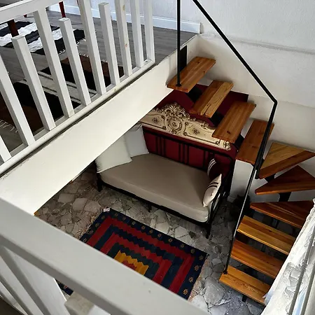 Perperene Konagi Bed & Breakfast *