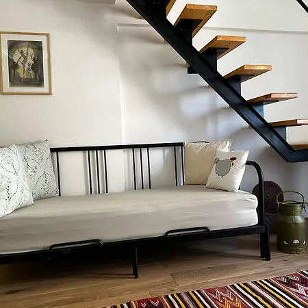 فندق مبيت وإفطار Perperene Konagi